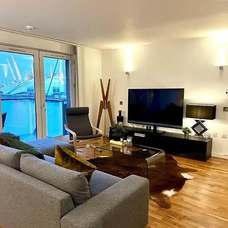 Luxury Apartment In Canary Wharf London Exterior foto